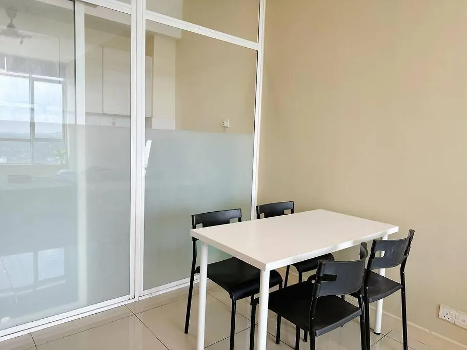 Jb City Sunset Studio Paradigm Sutera & Utm Wifi 4Pax Johor Bahru Malajsie