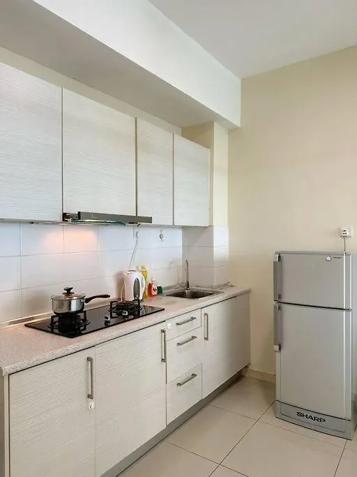 Jb City Sunset Studio Paradigm Sutera & Utm Wifi 4Pax Johor Bahru Malaysia
