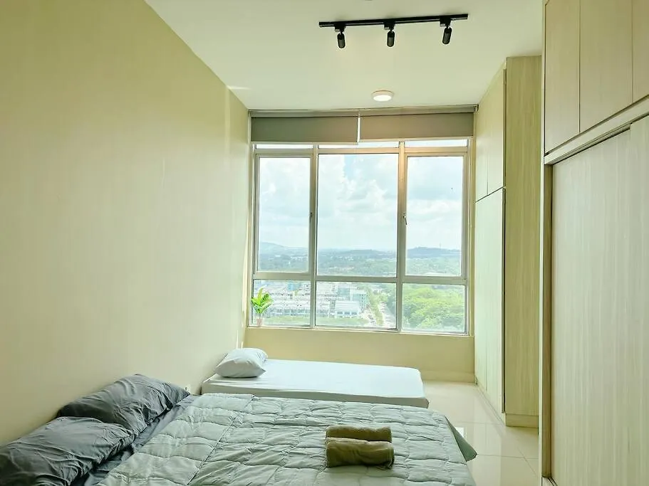 Jb City Sunset Studio Paradigm Sutera & Utm Wifi 4Pax Johor Bahru